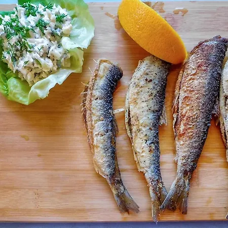 2 Bedroom Lovely In 펜션 비치에