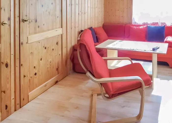 2 Bedroom Lovely In *