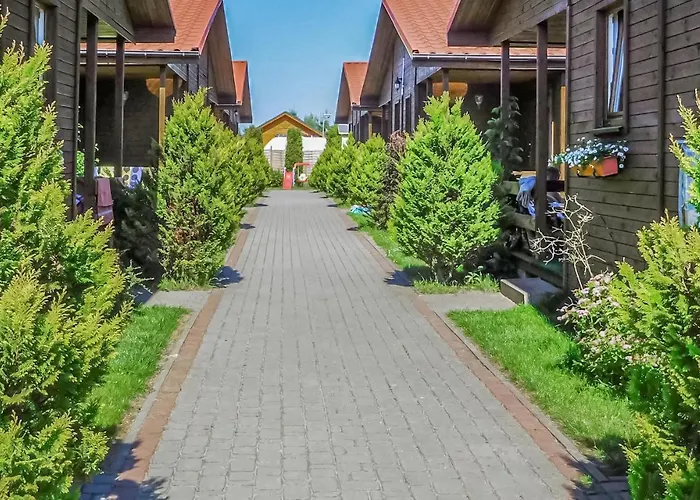 2 Bedroom Lovely In Дом отдыха Вице